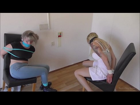 ❤️ Akapindwa muropa / akasungwa uye akasungwa / musikana ari mukutambudzika pane zvinonyadzisira sn.villagesexvideos.ru